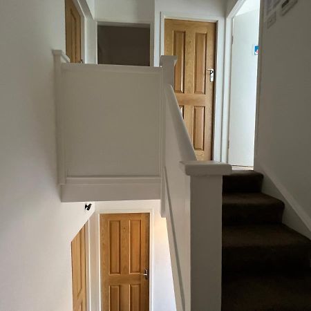 Lovely Budget Rooms In Camden - Kings Cross London Exterior photo