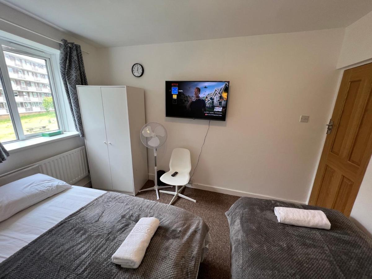 Lovely Budget Rooms In Camden - Kings Cross London Exterior photo